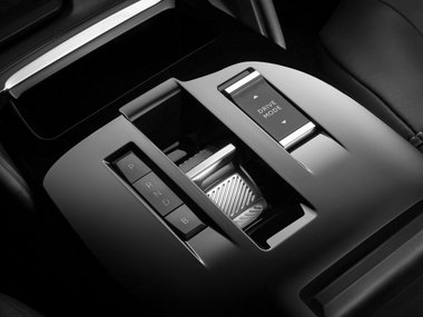 slide image for gallery: 26183 | Citroen C4 и ë-C4