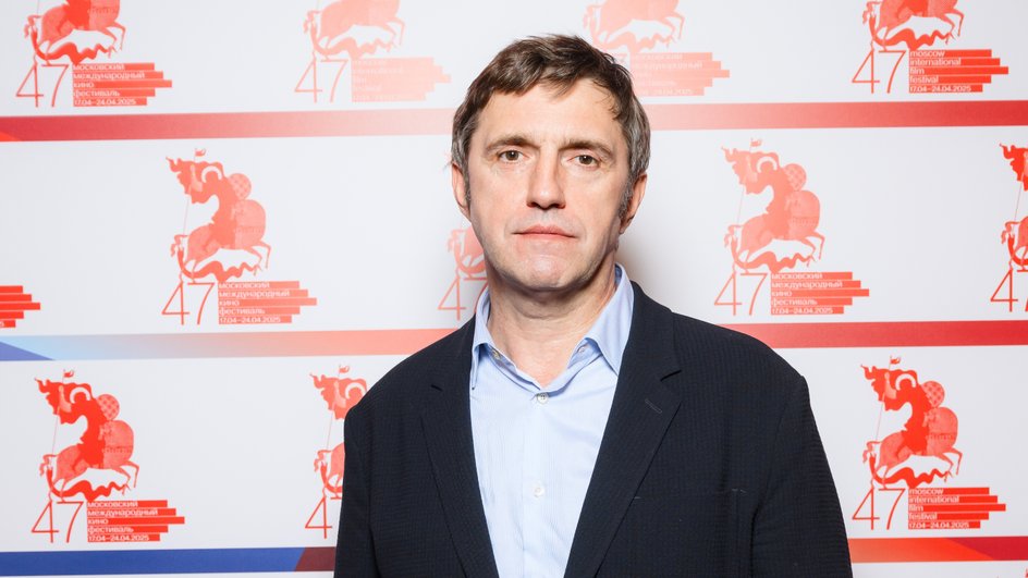 Владимир Вдовиченков на премьере фильма «Мужу привет», фото: пресс-служба Владимир Вдовиченков на премьере фильма «Мужу привет», фото: пресс-служба