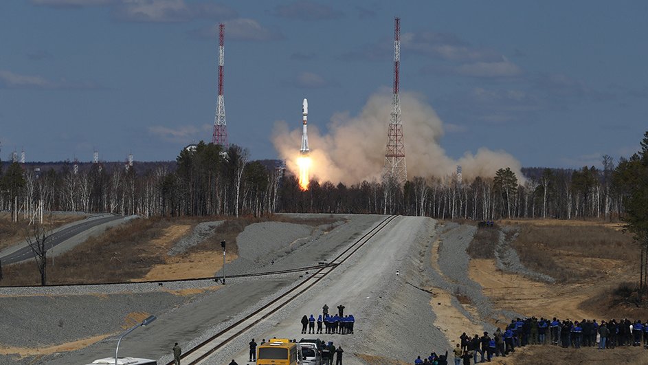 Первый запуск ракеты с космодрома Восточный Первый запуск ракеты с космодрома Восточный