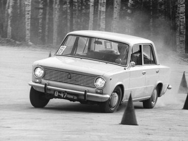 slide image for gallery: 25884 | Автоваз юбилей