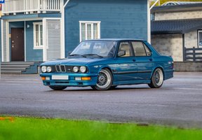 BMW E28 M535i