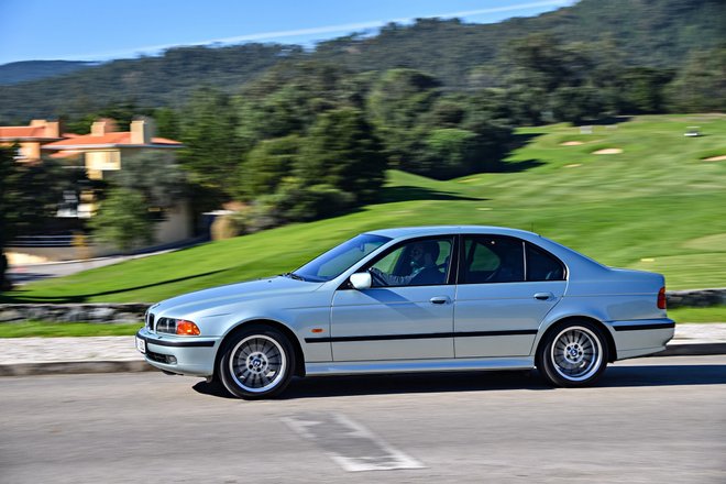 BMW 5-Series (E39)