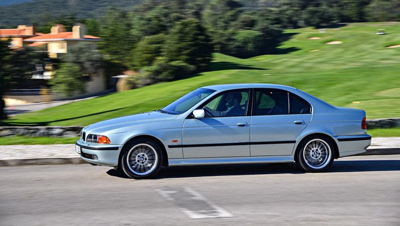 BMW 5-Series (E39)