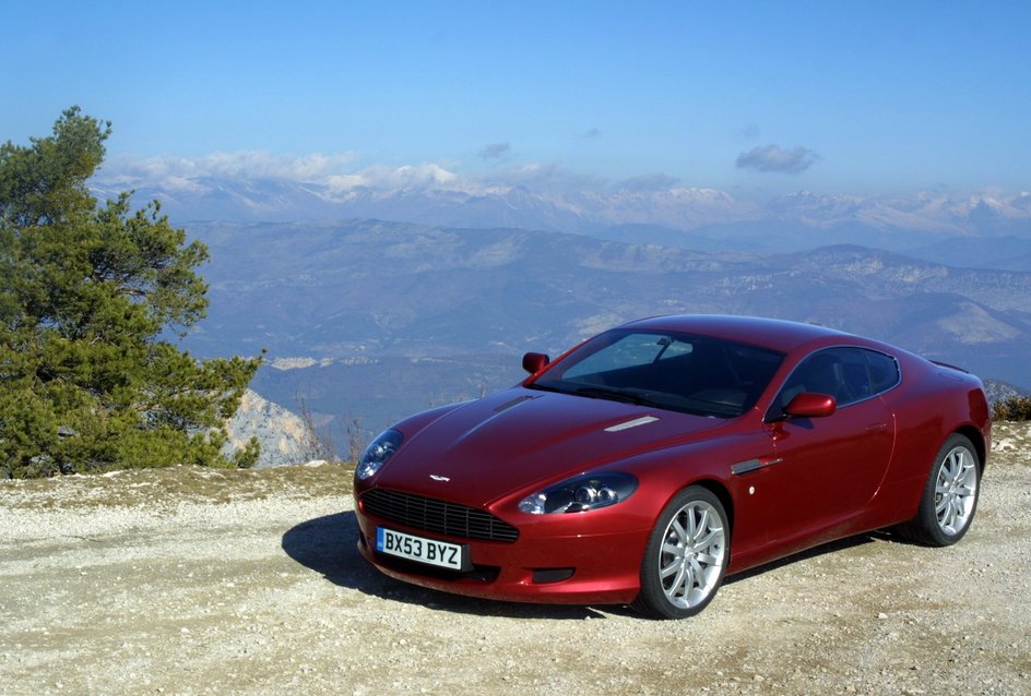 Aston Martin DB9