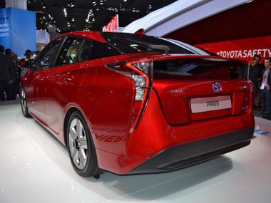 slide image for gallery: 17860 | Toyota Prius