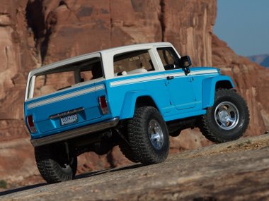 slide image for gallery: 17363 | Jeep Chief