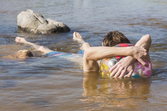 Человек в воде Человек в воде