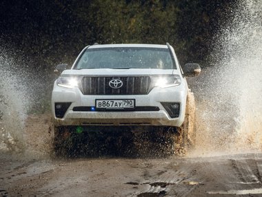 slide image for gallery: 26789 |  Land Cruiser Prado