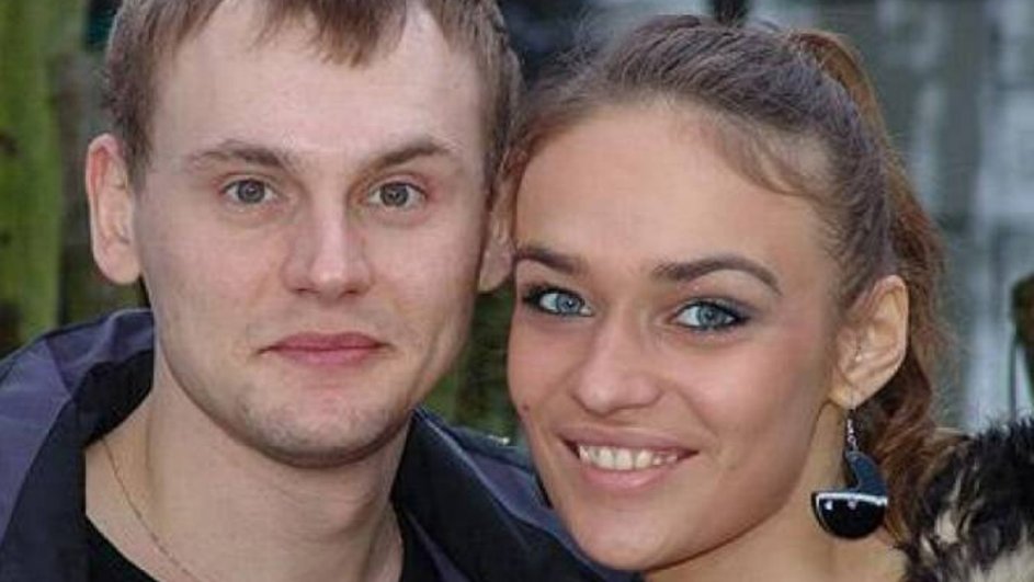 Степан Менщиков и Алена Водонаева в телешоу «Дом-2» Степан Менщиков и Алена Водонаева в телешоу «Дом-2»