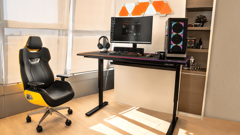 Так выглядит модель Toughdesk 350 Smart Gaming Desk. Фото: Thermaltake
