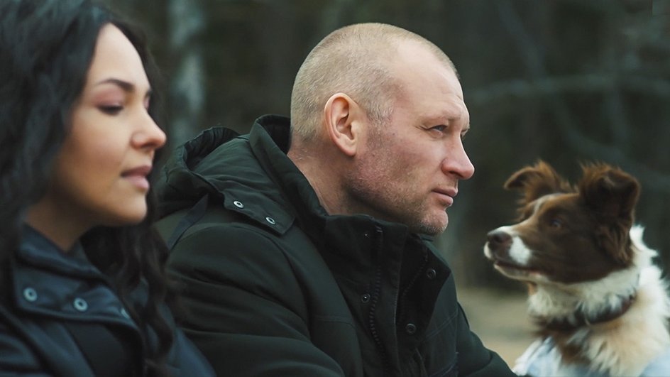 Глафира Козулина и Андрей Фролов в сериале «Изгой» Глафира Козулина и Андрей Фролов в сериале «Изгой»