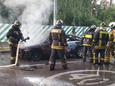 Какие машины чаще всего возгораются. Смотреть фото Какие машины чаще всего возгораются. Смотреть картинку Какие машины чаще всего возгораются. Картинка про Какие машины чаще всего возгораются. Фото Какие машины чаще всего возгораются