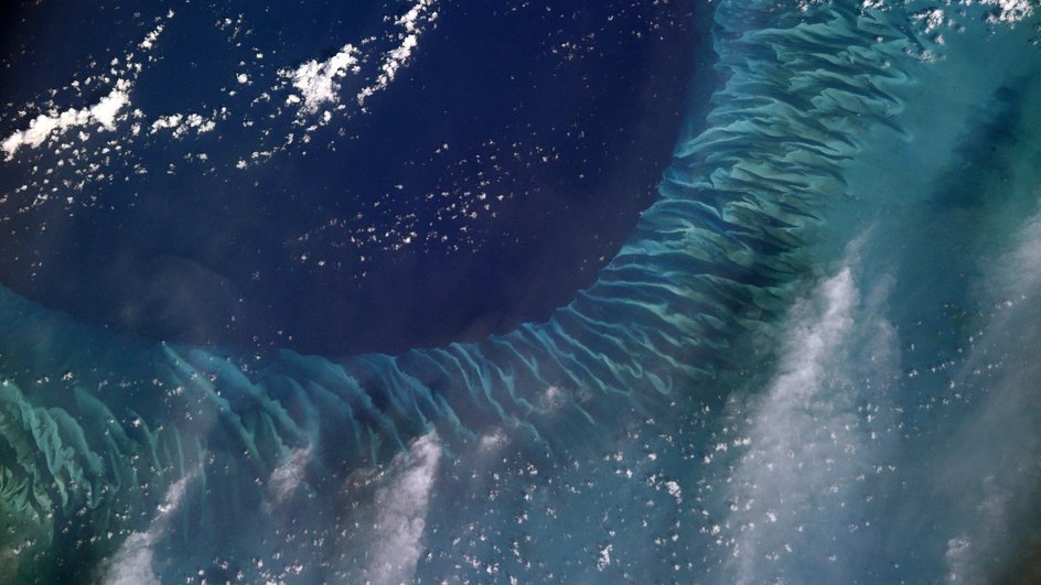 Багамские острова фото с МКС.