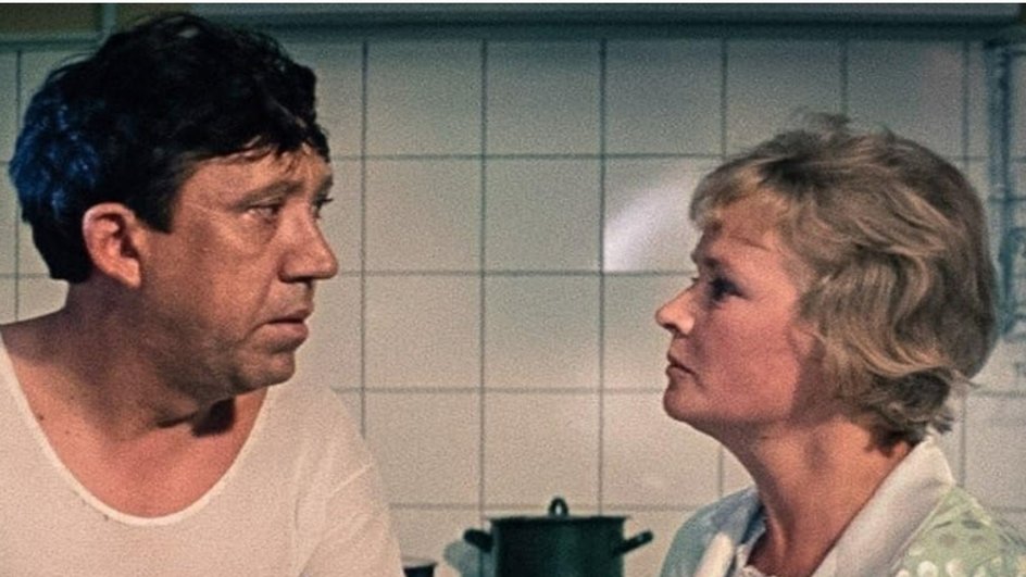 Юрий Никулин, Нина Гребешкова в фильме «Бриллиантовая рука» Юрий Никулин, Нина Гребешкова в фильме «Бриллиантовая рука»