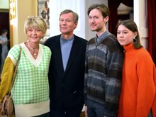 Юлия Меньшова и Игорь Гордин с детьми Андреем и Таисией