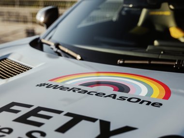 slide image for gallery: 26191 | Mercedes Ф1