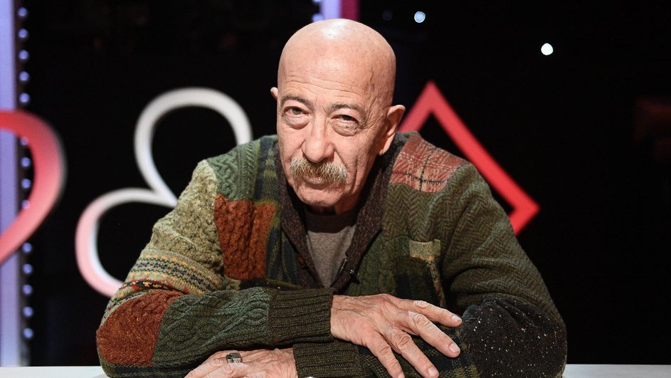 Александр Розенбаум в шоу «Три аккорда» Александр Розенбаум в шоу «Три аккорда»