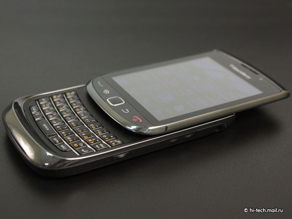 Обзор Blackberry Torch 9800: смартфон с очень удобной клавиатурой - Hi-Tech  Mail.ru