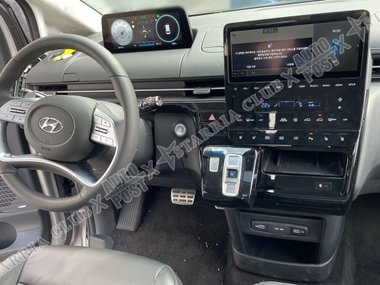 slide image for gallery: 27676 | Hyundai Staria