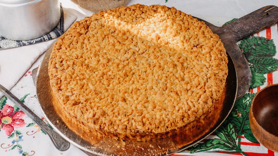 Тертый пирог с яблоками