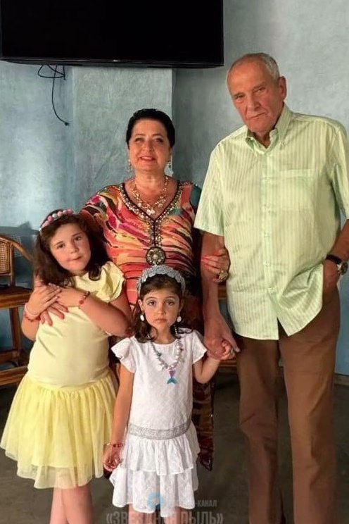 Эммануил Виторган с детьми Эммануил Виторган с детьми
