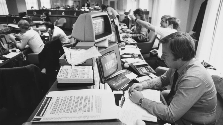 Работа за компьютером, 1988 год. Фото: Paleofuture