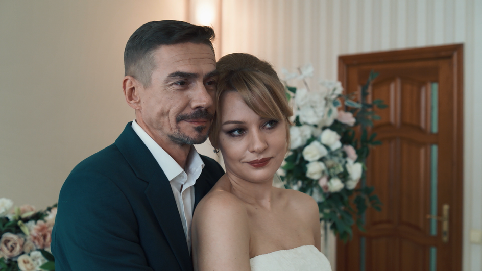 Денис Никифоров и Ирина Таранник в сериале «Хозяин» Денис Никифоров и Ирина Таранник в сериале «Хозяин»