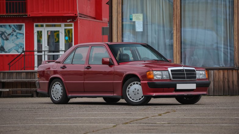 Mercedes-Benz 190E