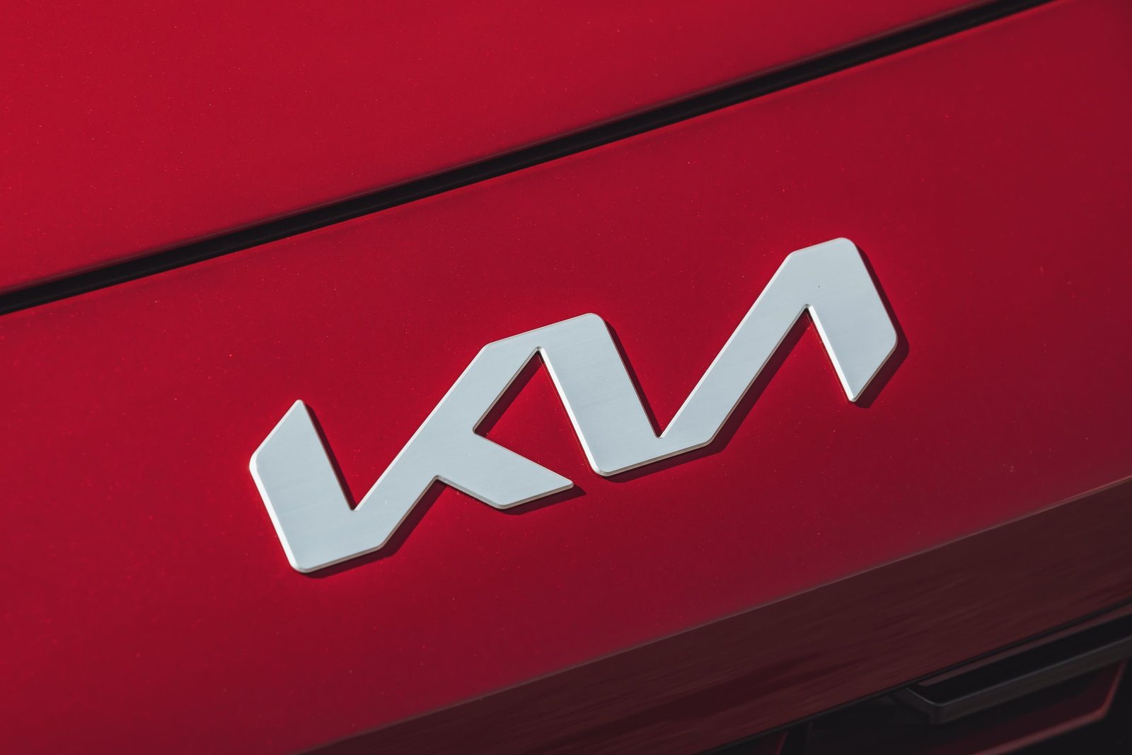 Kia может вернуться в РФ и набирает персонал Kia может вернуться в РФ и набирает персонал