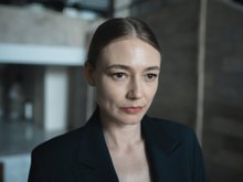 Оксана Акиньшина на съемках сериала «Неверные»