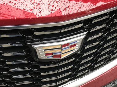 slide image for gallery: 23749 | Cadillac XT4