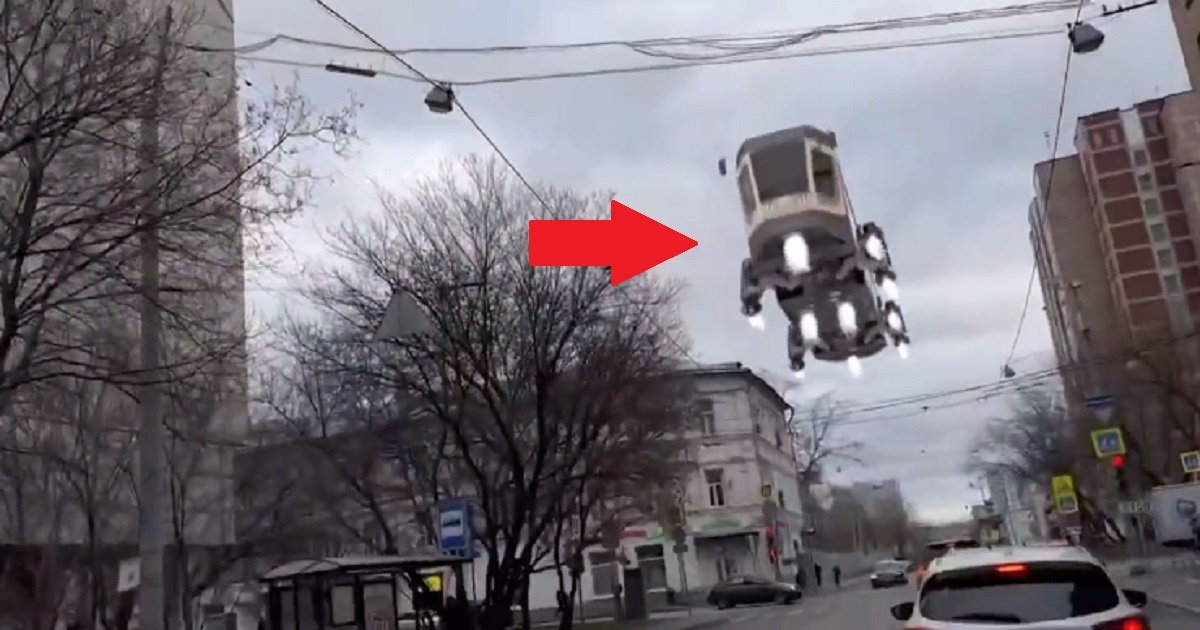 Роскосмос «запустил» трамвай в космос (видео)
