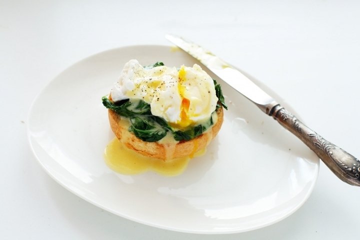Яйцо-пашот с авокадо и киноа, пошаговый рецепт с фото - уральские-газоны.рф