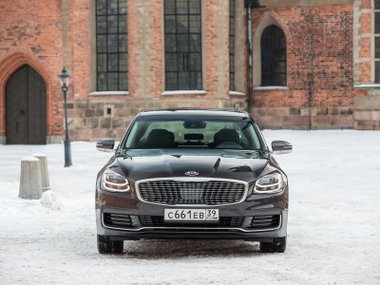 slide image for gallery: 24123 | Kia K900