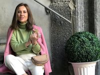 Простые силуэты и дорогие сумки: стиль итальянок и как его повторить