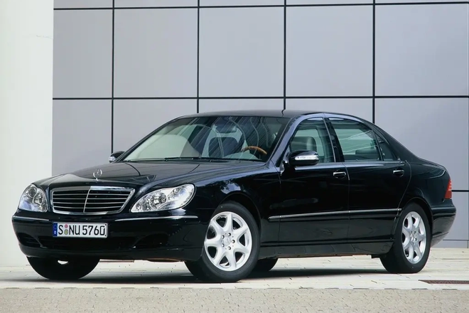 Mercedes-Benz S-класса W220