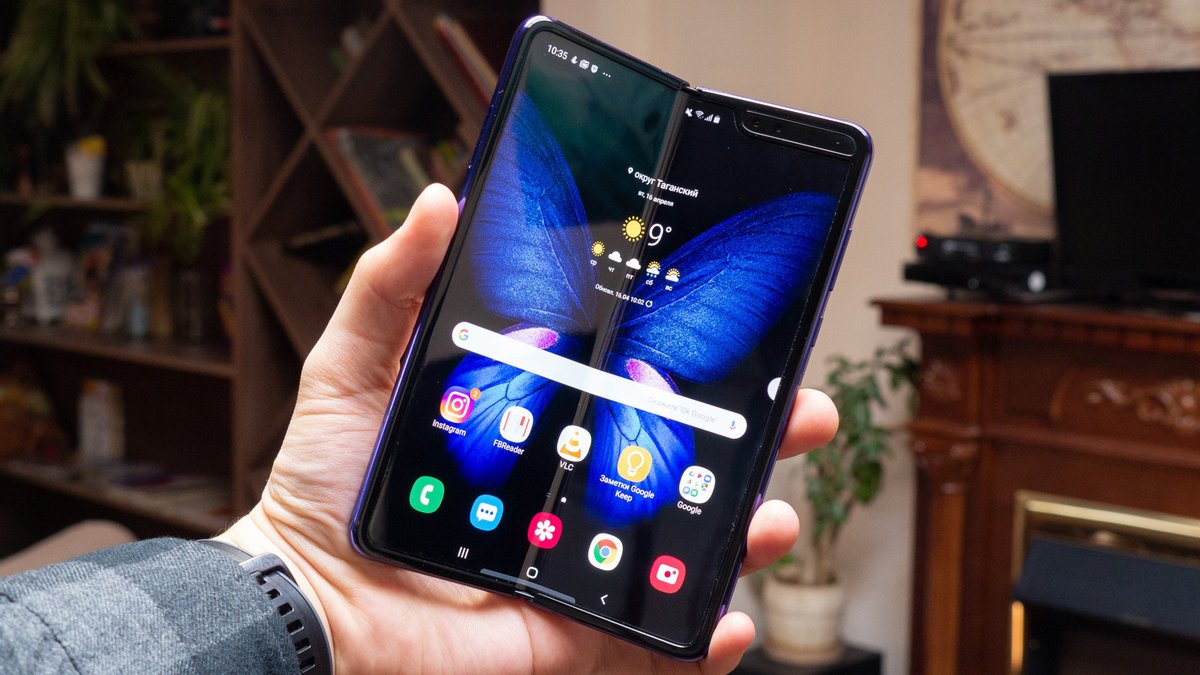 Обзор Samsung Galaxy Fold: сгибаем первый складной смартфон - Hi-Tech  Mail.ru