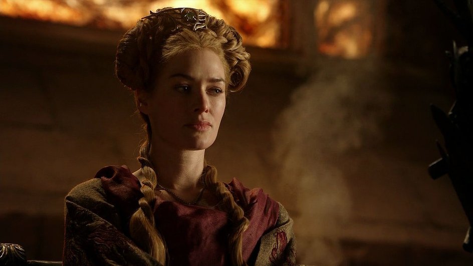 Лена Хиди в роли Серсеи Ланнистер в первом сезоне сериала «Игра Престолов» Лена Хиди в роли Серсеи Ланнистер в первом сезоне сериала «Игра Престолов»