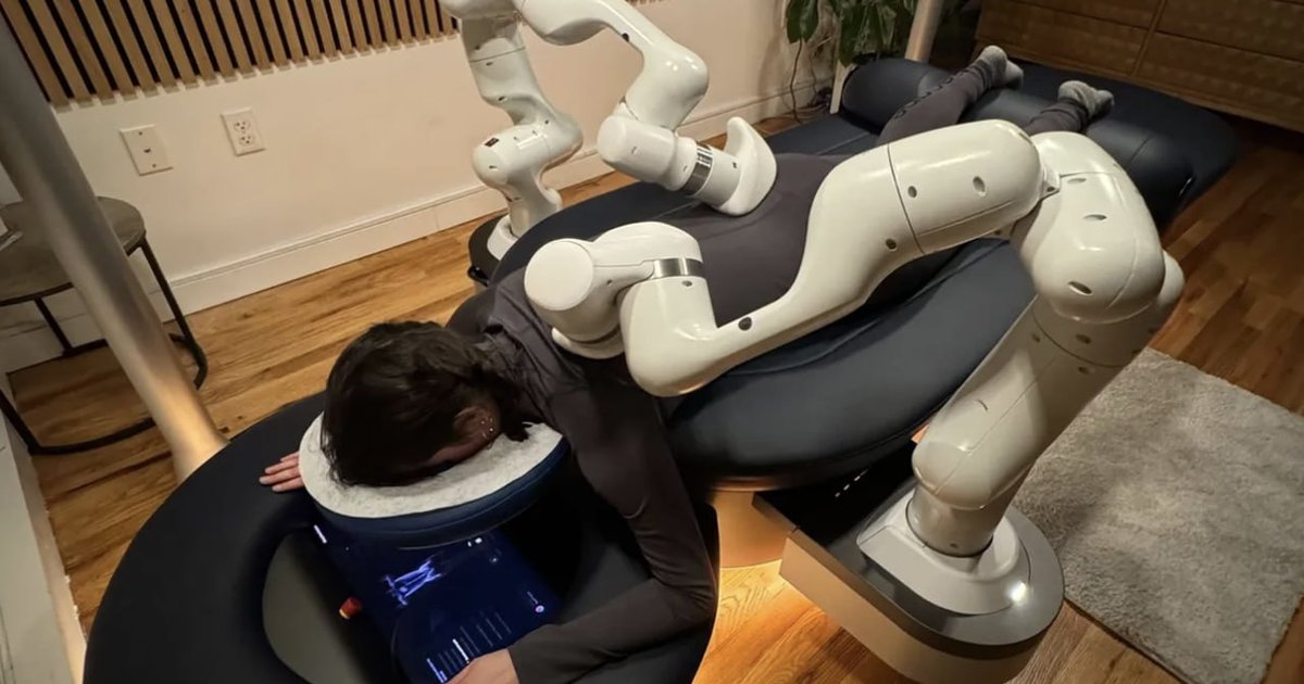 В США создали робота-массажиста (видео)