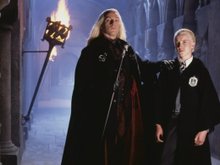 Джейсон Айзекс и Том Фелтон в фильме «Гарри Поттер и Тайная комната»