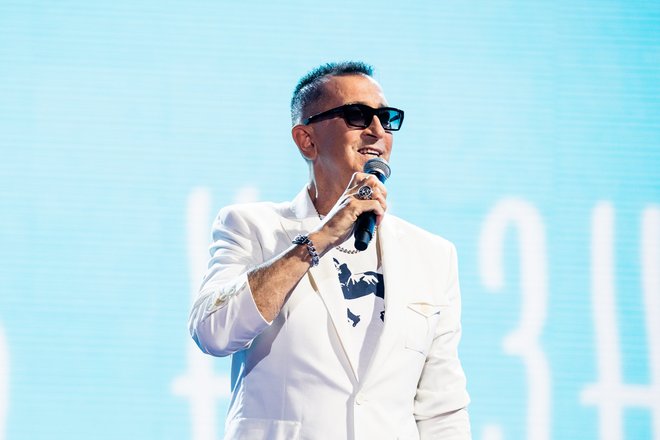 Александр Буйнов Александр Буйнов