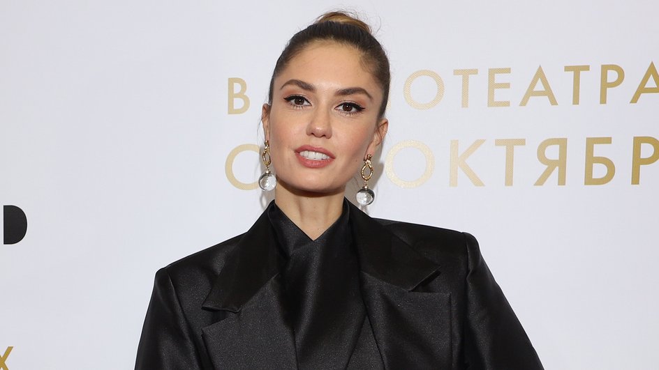 Агата Муцениеце Агата Муцениеце