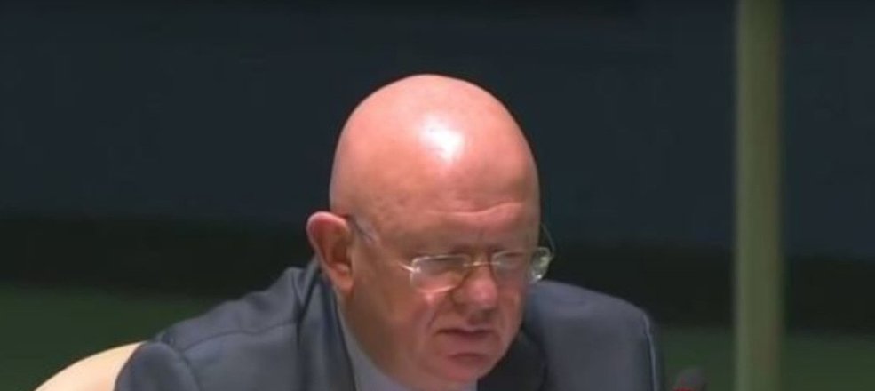 Небензя посоветовал Киеву осознать ошибки, отказавшись от подчинения западным кукловодам