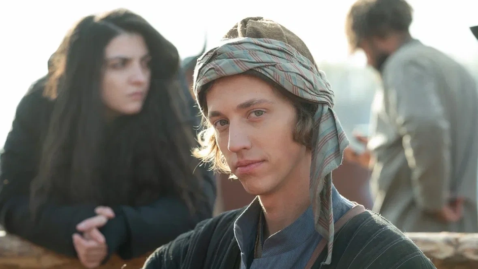 Алексей Лукин в роли Степы в сериале «Казачок» Алексей Лукин в роли Степы в сериале «Казачок»