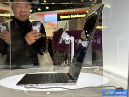 Китайцы показали невероятный ноутбук со&nbsp;сворачиваемым дисплеем (видео)