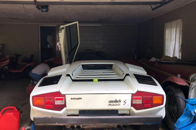 Lamborghini Countach и Ferrari 308