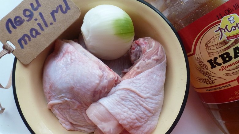 Курица в квасе с соусом из зеленого лука. Видеорецепт от Анны Людковской