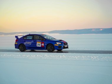 slide image for gallery: 25888 | Subaru STI