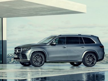 slide image for gallery: 24393 | Mercedes-Benz GLS