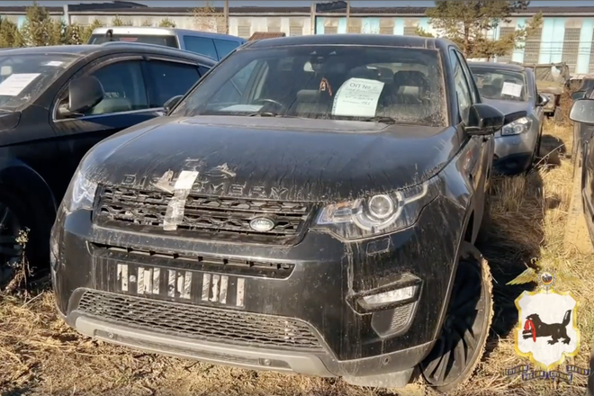 Угнанный в Великобритании Land Rover Discovery Sport